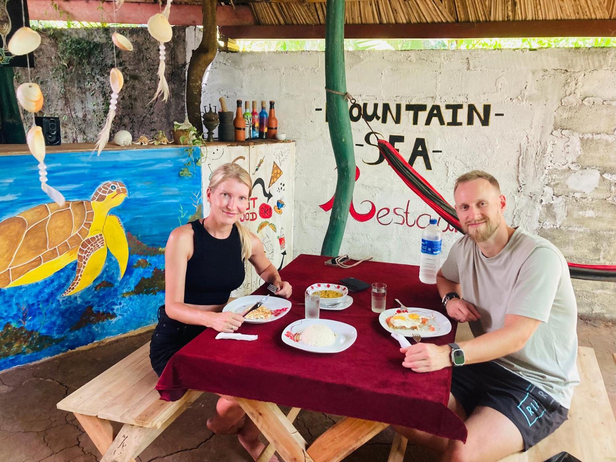 Hôtel Mountain Seaview Cabanas à Tangalle Extérieur photo